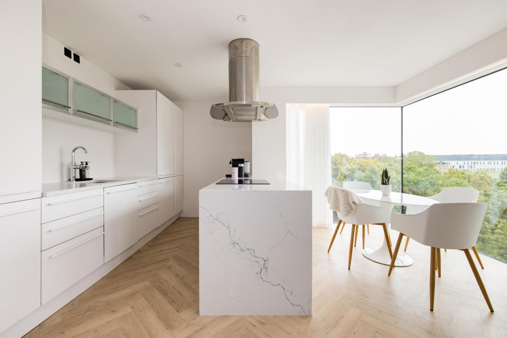 Appartamento Modern, Luxury 2-bed With Private Balcony Londra