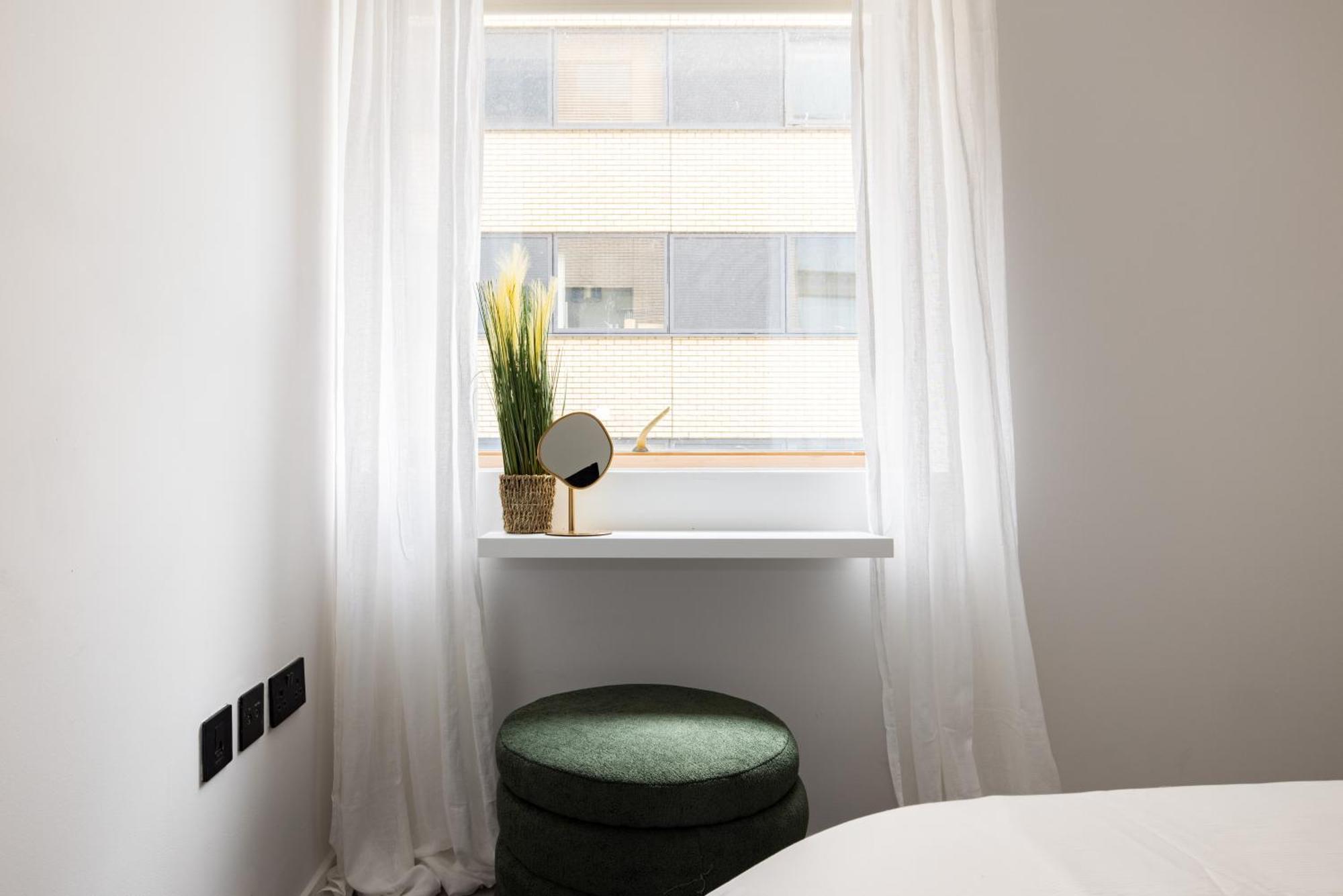 Appartamento Modern, Luxury 2-bed With Private Balcony Londra